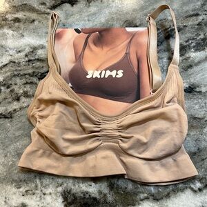 Skims sculpting bra